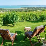 In - Balaton 19832 Appartement