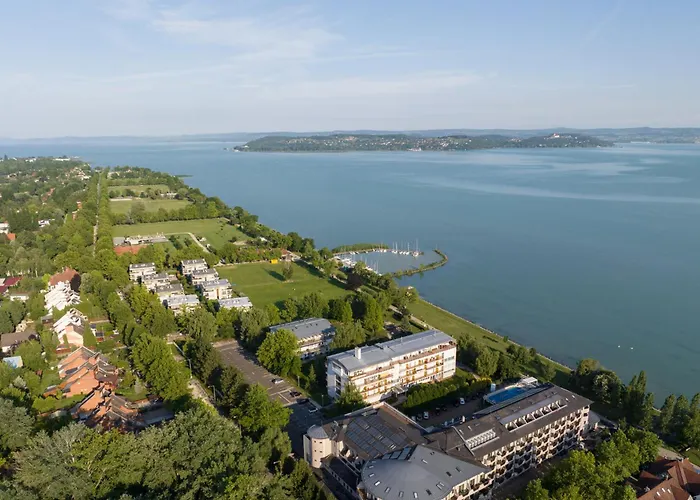 In - Balaton 19832 Siofok